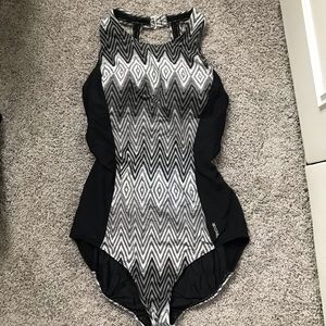Reebok sporty 1 piece swimsuit bathing suit